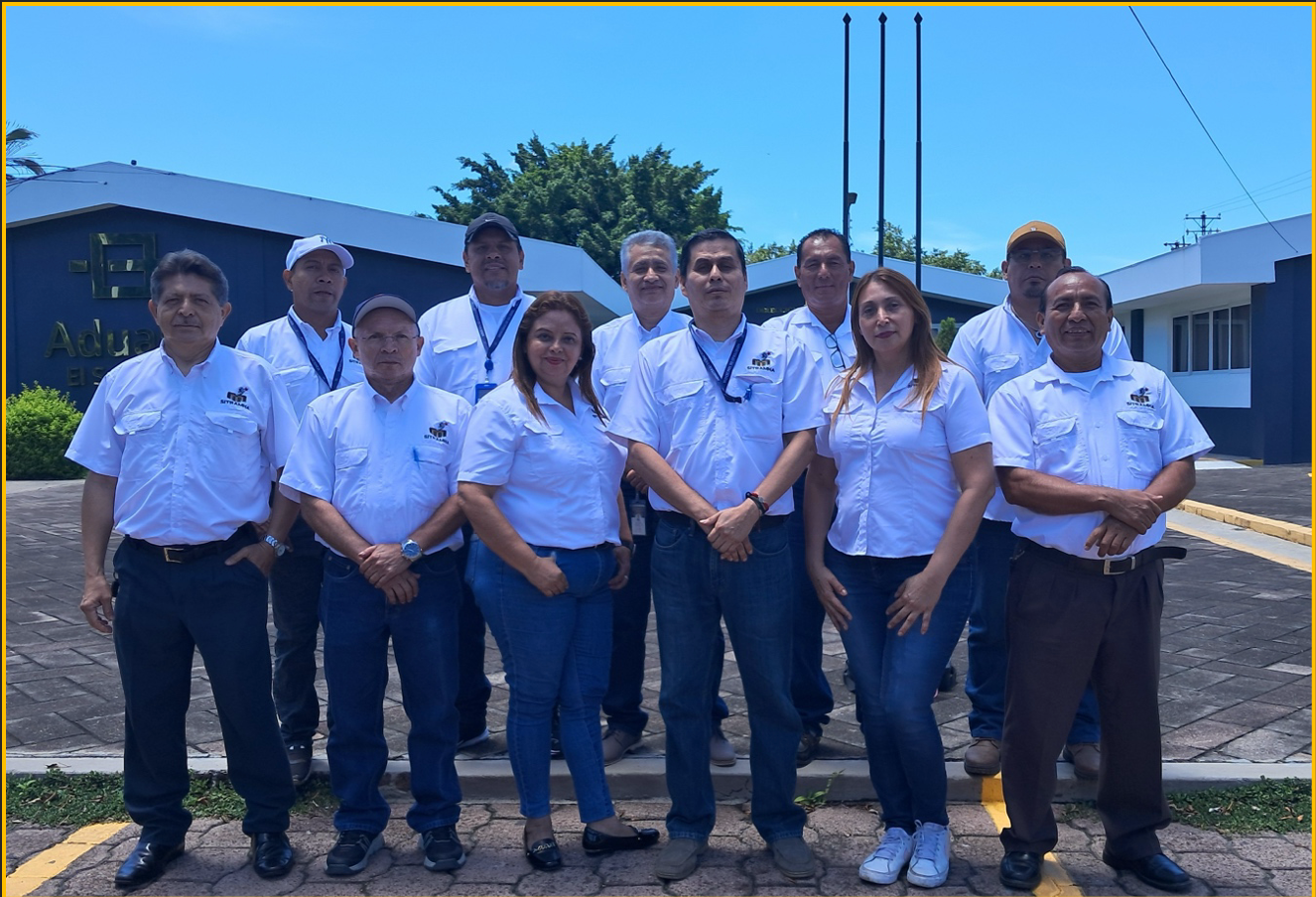 Foto grupal Junta Directiva 2025-2026